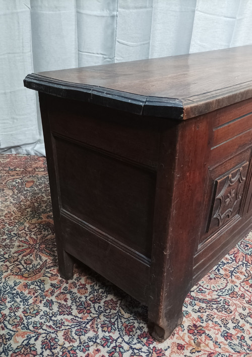 Cassettone in rovere Luigi XIV del XIX secolo