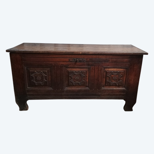 19th century Louis XIV oak chest