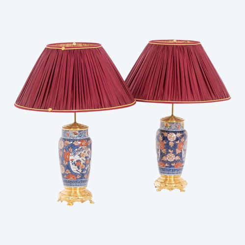 Pair of Imari porcelain and gilded bronze lamps. Circa 1880.