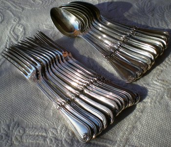 12 solid silver dessert cutlery