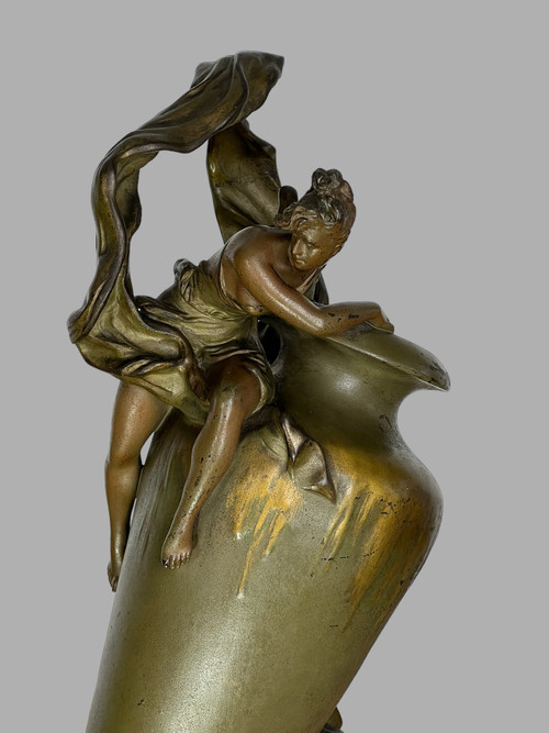 ART NOUVEAU VASE IN PATINATED METAL SIGNED BY ANTON NELSON ( 1880 -1910 ) ON BASE