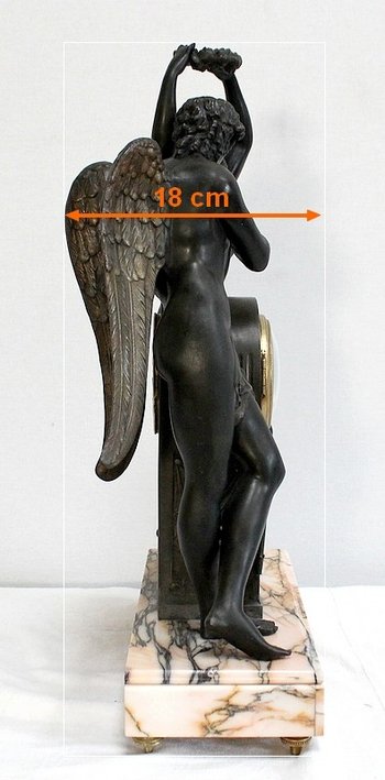  Spelterpendel "Psyche krönt die Liebe" nach Claude Michallon - 1900