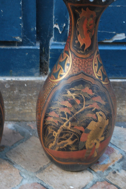 Pair Of Large Vases In Black Gold And Red Lacquered Porcelain XIX