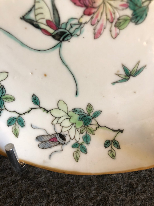 Kleiner Teller aus Porzellan. China, 19. Jahrhundert