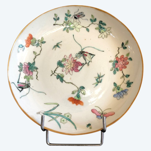 Petite assiette en porcelaine. Chine, XIXe siècle 