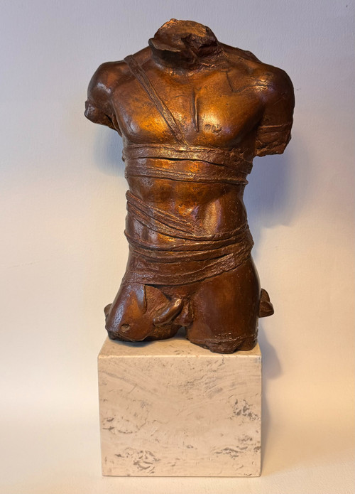Scultura - Igor Mitoraj "Grépol" - Busto maschile nudo in bronzo