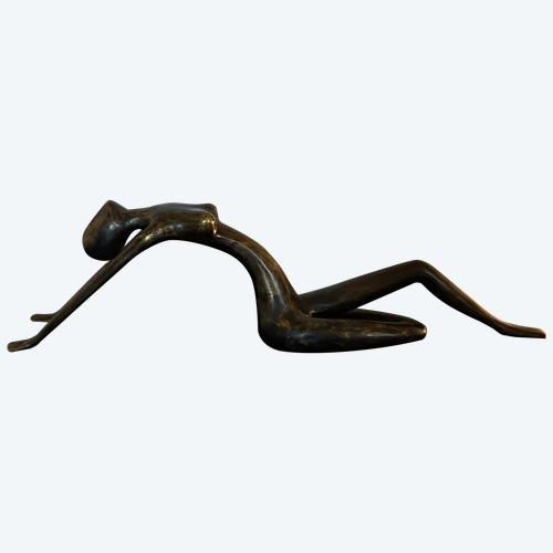 FEMME EN BRONZE PATINÉ 