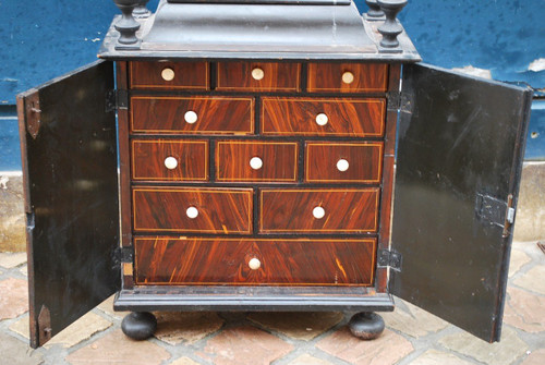 Cabinet Flandres XVIIe