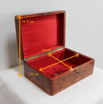  Pretty Rectangular Box in Thuja Burl, Napoleon III period - 1900