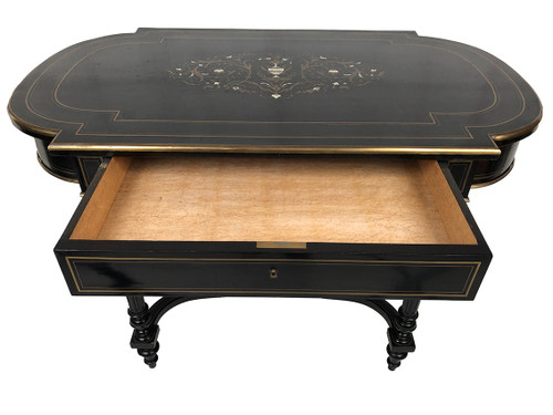 Schwarz lackierter Holztisch mit zentralem Dekor mit Messingintarsien, Napoleon III.