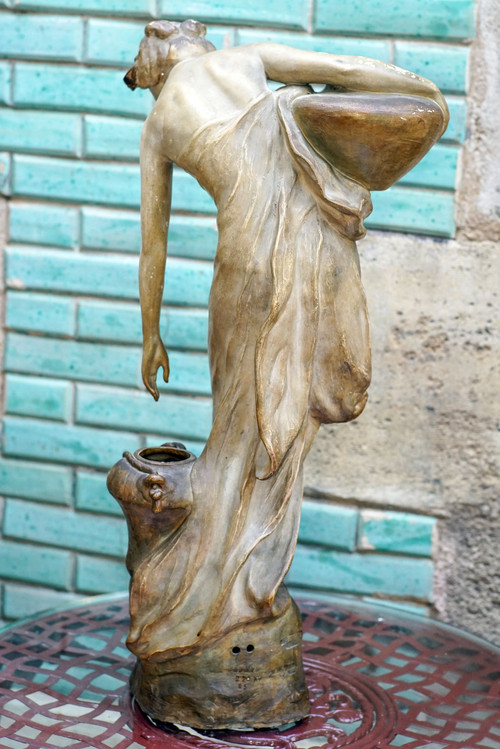E. TELL für Friedrich GOLDSCHEIDER, Jugendstil, „Der Wasserträger“, Terrakotta