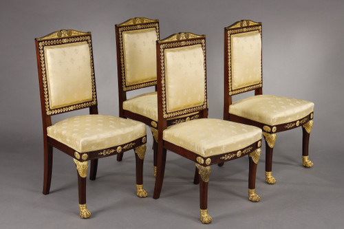 Un majestueux salon de style empire en acajou et bronzes dorés