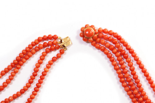 Collier sautoir perles corail multi-rangs avec un fermoir en or 18k, collier de perles, bijou d'été