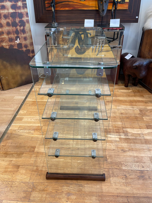 GIO PONTI, Etagère en laiton et verre, Circa 1939