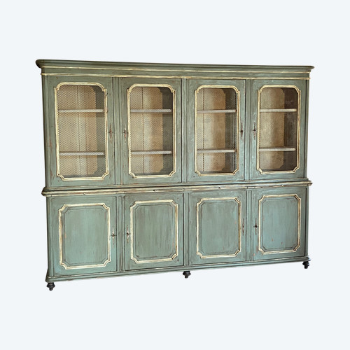 8-door display bookcase with pulls dating from the end of the 19th century, very pretty patina