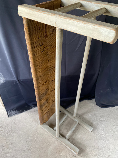 Banc ( de cheminée) datant du 18e siècle assise paillée et boiseries patinée 