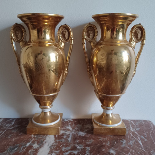 Paris - pair of romantic vases - rich and fresh gilding - Empire, Restoration