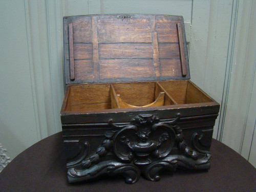 Coffret En Bois Art Populaire. 19th century