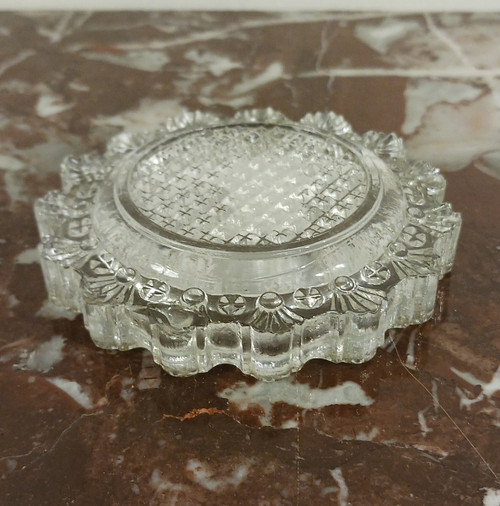 Baccarat - crystal-ceramic with the profile of Napoleon in general - Brouwet collection - Empire, circa 1810