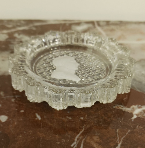 Baccarat - crystal-ceramic with the profile of Napoleon in general - Brouwet collection - Empire, circa 1810