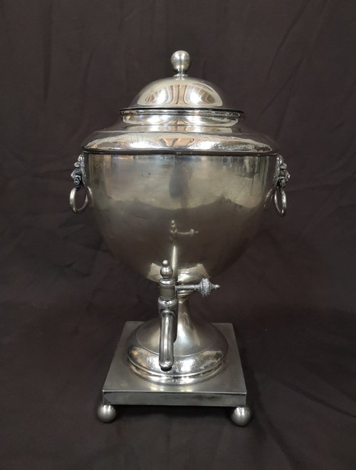 Samovar in metallo argentato del primo periodo dell'Impero