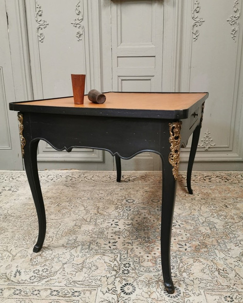 Table à Jeux Louis XV Laquée Noire. Epoque Milieu XVIIIème