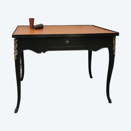 Table à Jeux Louis XV Laquée Noire. Epoque Milieu XVIIIème
