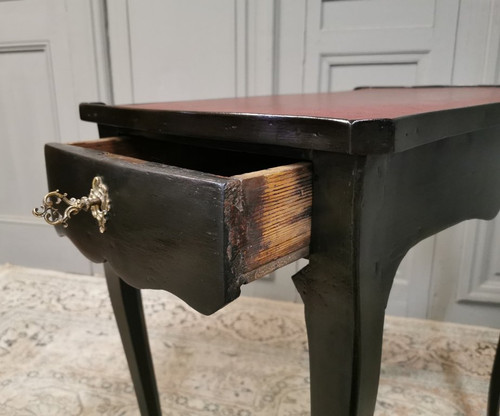 Louis XV-Schreibtisch, schwarz lackiert