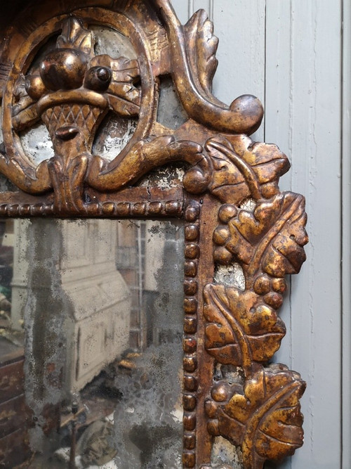 Italian Mirror With Arms Of Light In Carved And Gilded Wood. 18th century period