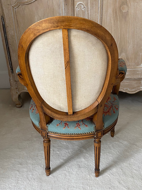 Louis XVI medallion armchair