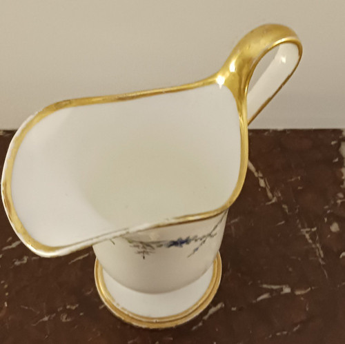Manufacture révolutionnaire de Sèvres - pot à lait - forme étrusque ou hanap - porcelaine tendre