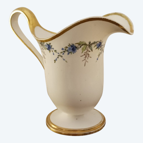 Manufacture révolutionnaire de Sèvres - pot à lait - forme étrusque ou hanap - porcelaine tendre