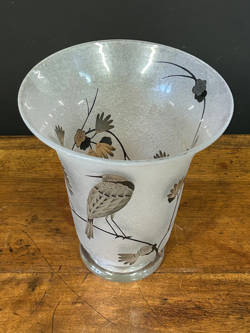 Vase Daum Nancy Frankreich - Oiseau Branché Réserve mit Säure, verstärkt mit schwarzer Emaille