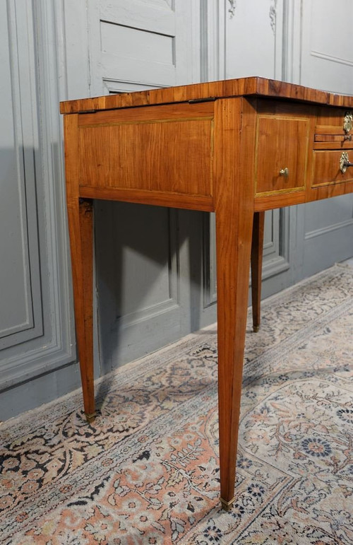 Coiffeuse d'époque Louis XVI En Marqueterie. Fin XVIIIème