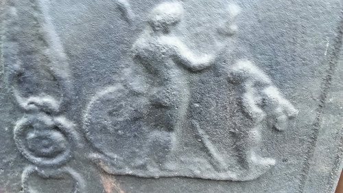 Grande plaque de cheminée en fonte de fer décor néo-gothique début 19 ème