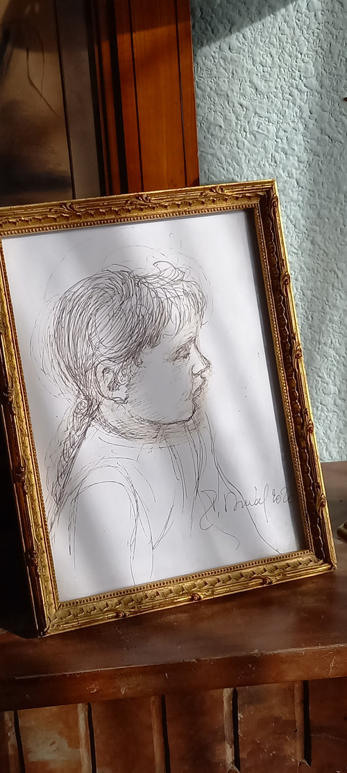 Portrait of a little girl in profile / 20th century