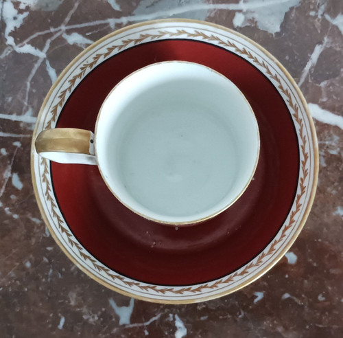 Manufacture du Duc d'Orléans, Pont aux Choux, circa 1793 - litron cup and saucer - carmine background and royalist mourning ribbon