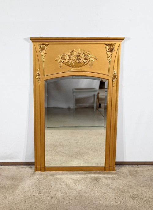 Miroir en Bois et Staff Doré, style Louis XVI – 1930