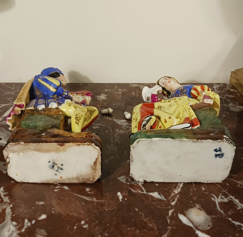 Jacob Petit - rare pair of large troubadour bottles - porcelain - Restoration period, Louis Philippe