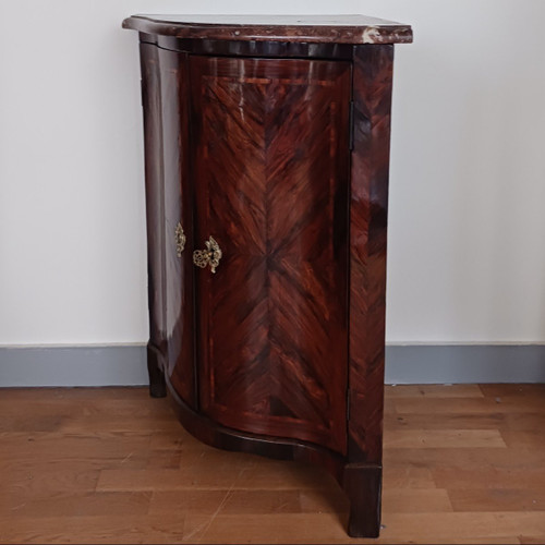 Adrien Fleury, circa 1760 - large two-leaf crossbow corner cabinet - Louis XV - amaranth and thick red marble
