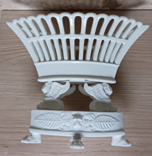 Paris, Empire period, Restoration - basket or openwork bowl - decoration of winged lions