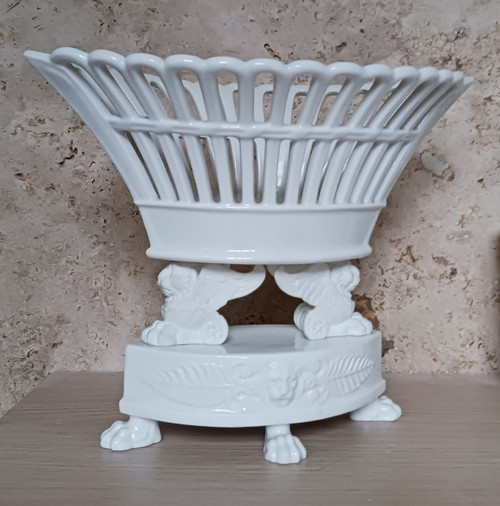 Paris, Empire period, Restoration - basket or openwork bowl - decoration of winged lions