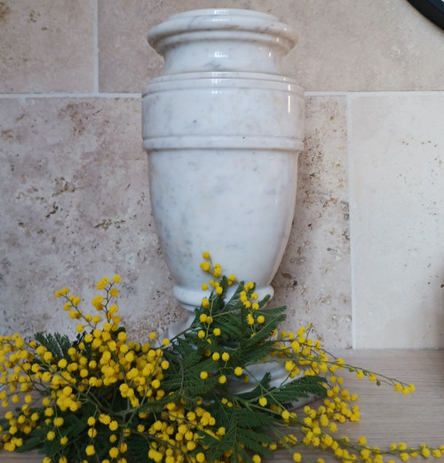 Opera italiana moderna - vaso a balaustra molto grande - marmo bianco massiccio Calacatta