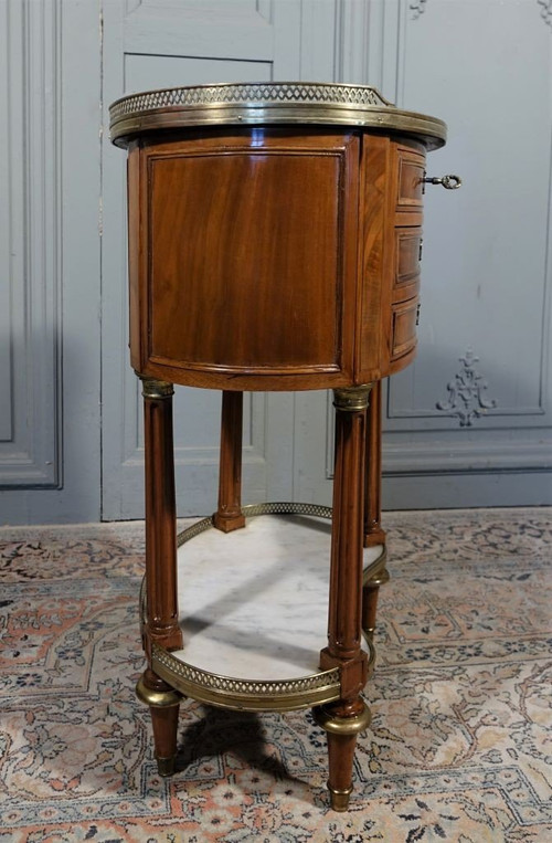 Louis XVI period Chiffonnière Table In Mahogany