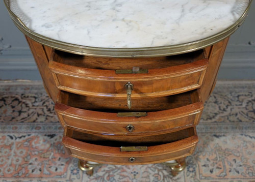 Louis XVI period Chiffonnière Table In Mahogany