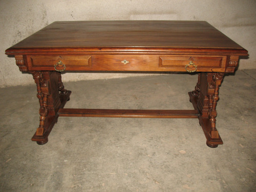Scrivania piatta in noce biondo massiccio stile Haute Epoque del XIX secolo