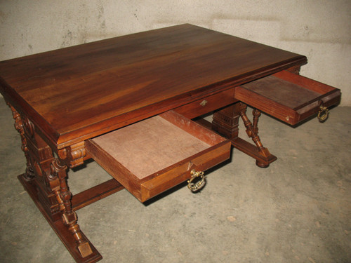 Scrivania piatta in noce biondo massiccio stile Haute Epoque del XIX secolo