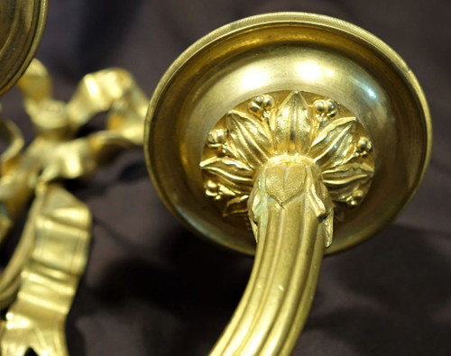 Große Wandleuchte Aus Goldbronze