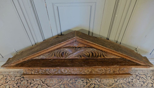 Fronton De Porte Renaissance