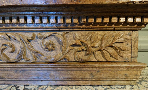 Fronton De Porte Renaissance